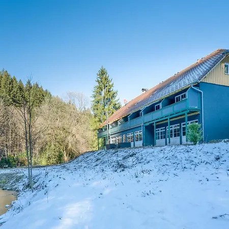 Somewhere Elz - Luxus Fuer Bis Zu 38 Gaeste *